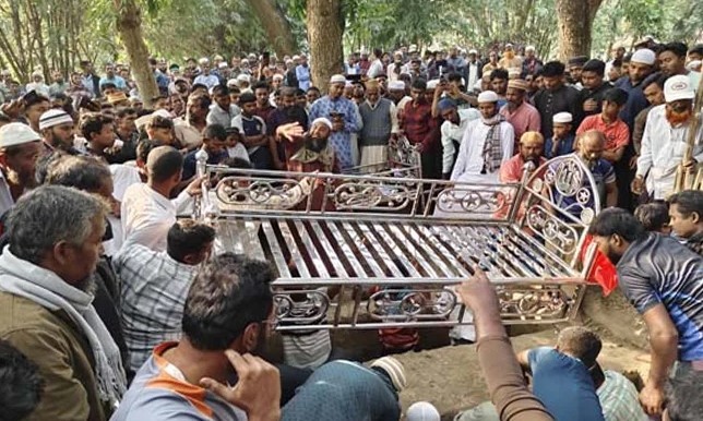 মরদেহ দেখতে গিয়ে লাশ হয়ে ফিরলেন ৩ ভাই